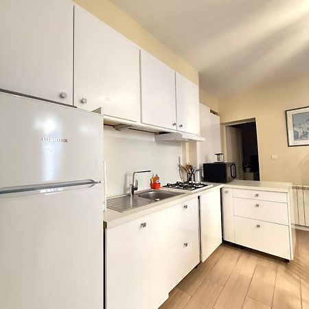 Le Favorin 1 Apartment Arles Bagian luar foto